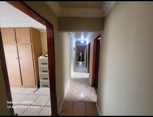 3 BEDROOM FREESTANDING FOR SALE IN KANANA